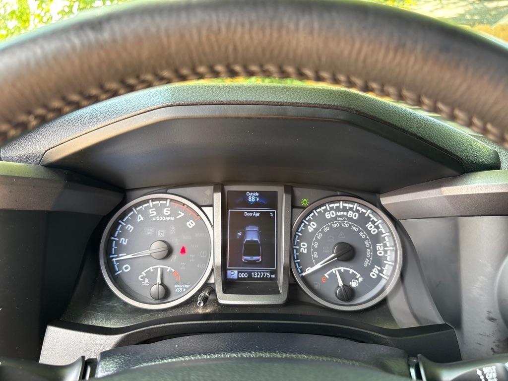 Toyota Tacoma SR5 Double Cab 6' Bed V6 4x4 AT (Natl) 2017