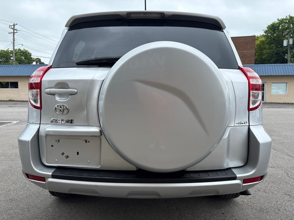 2012 RAV4 photo 5