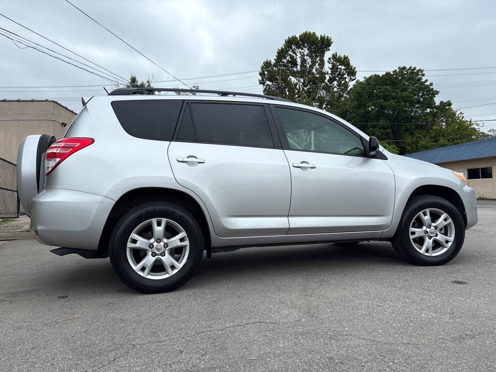 2012 RAV4 photo 8