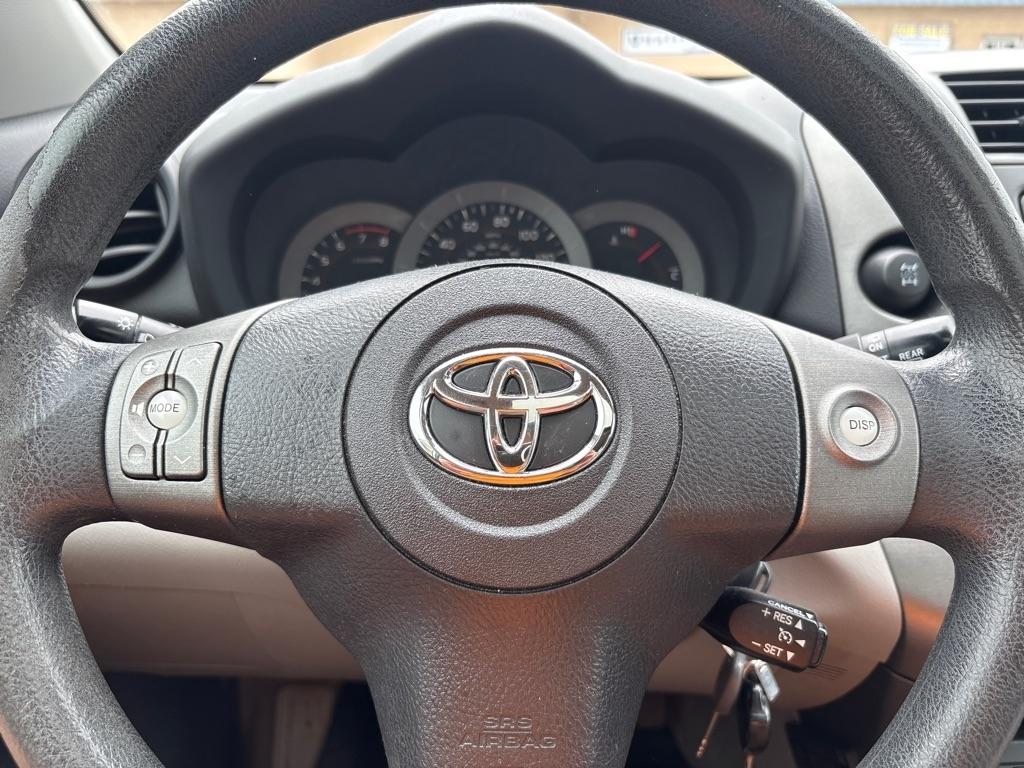 2012 RAV4 photo 20