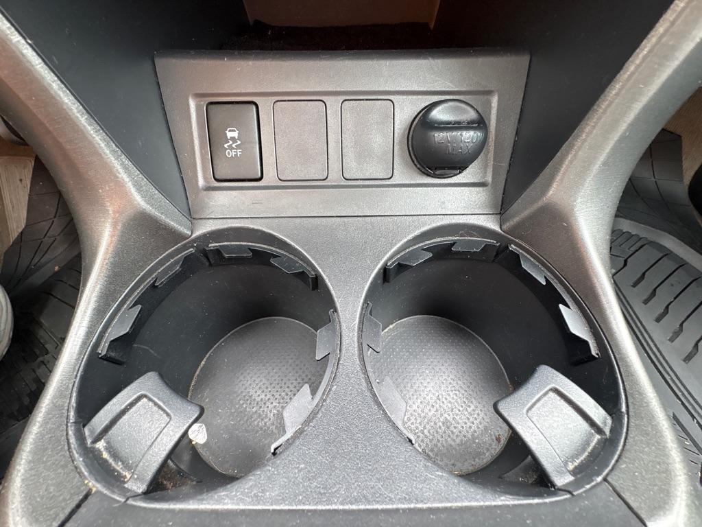 2012 RAV4 photo 23
