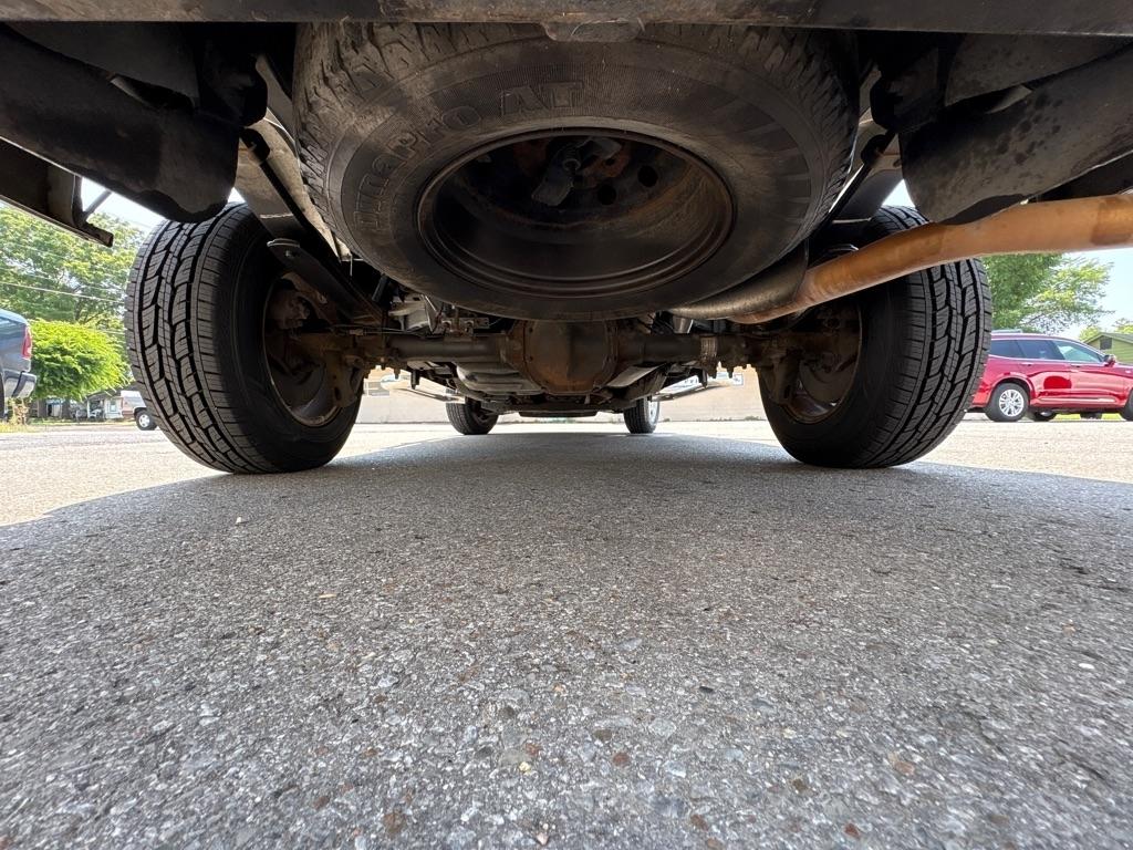 Ford F-150 2WD Reg Cab 145" XLT w/Mid-Box Prep 2010