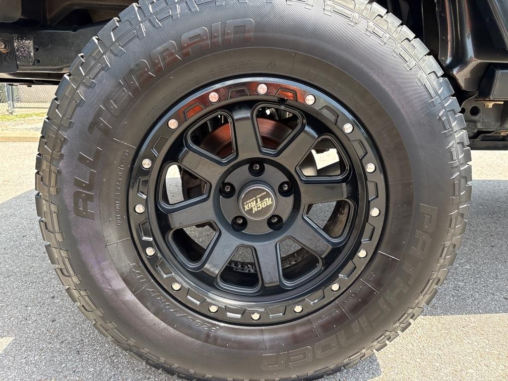 Jeep Wrangler Unlimited 4WD 4dr Sahara 2016
