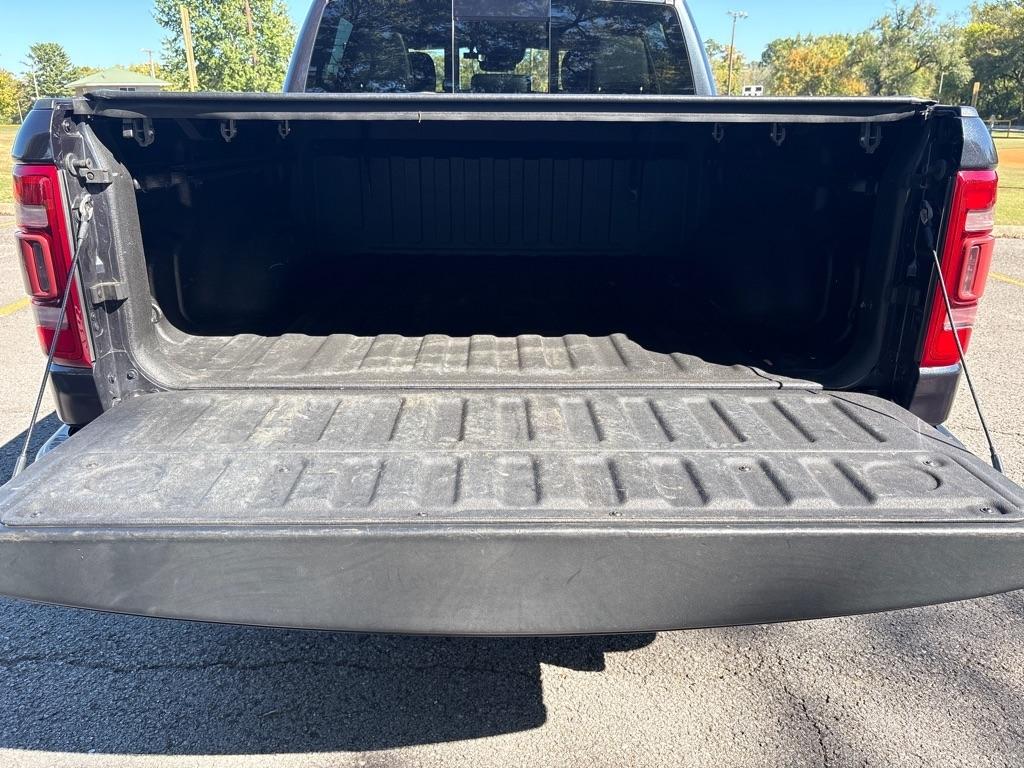 RAM 1500 Limited 4x2 Crew Cab 5'7" Box 2021