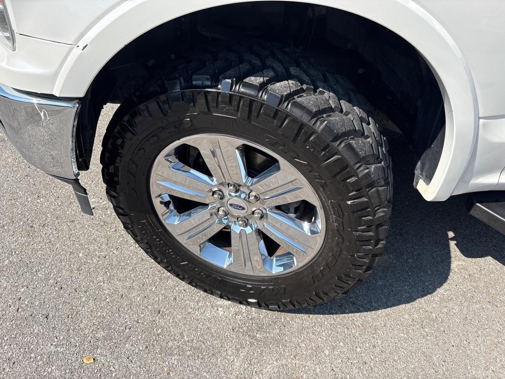 Ford F-150 4WD SuperCrew 145" Lariat 2019