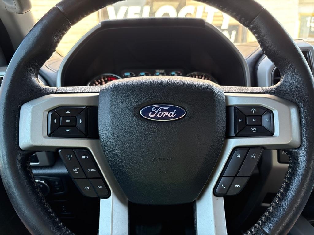 Ford F-150 4WD SuperCrew 145" Lariat 2019