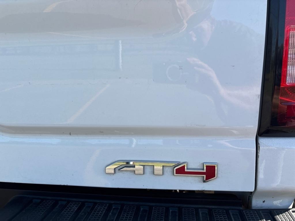 GMC Sierra 2500HD 4WD Crew Cab 159" AT4 2021
