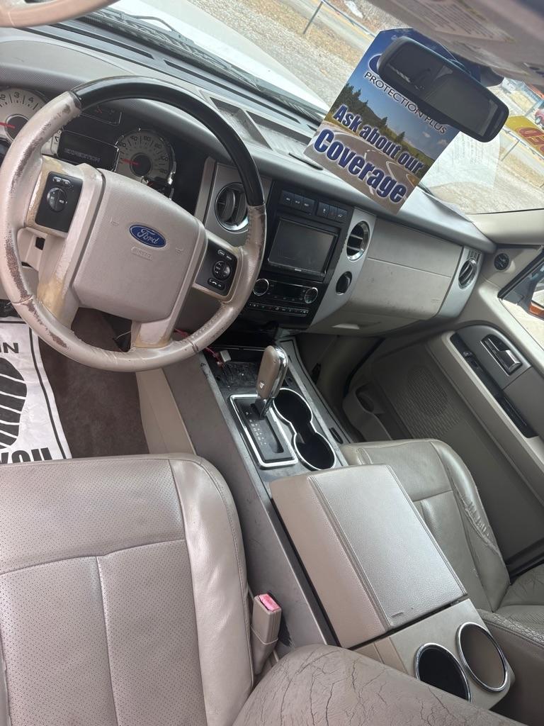 Ford Expedition EL 2WD 4dr Limited 2011