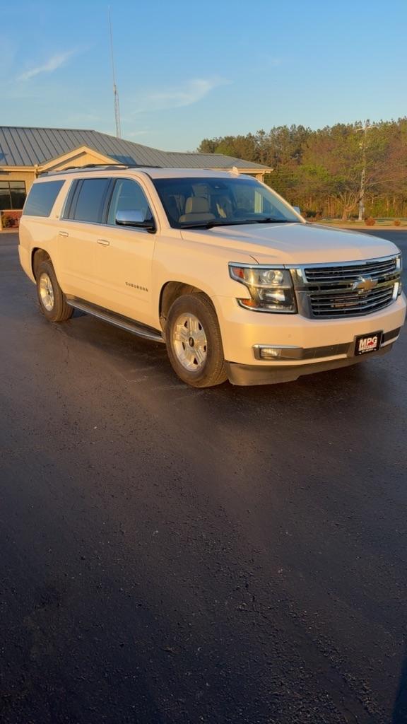Chevrolet Suburban 4WD 4dr 1500 LTZ 2016