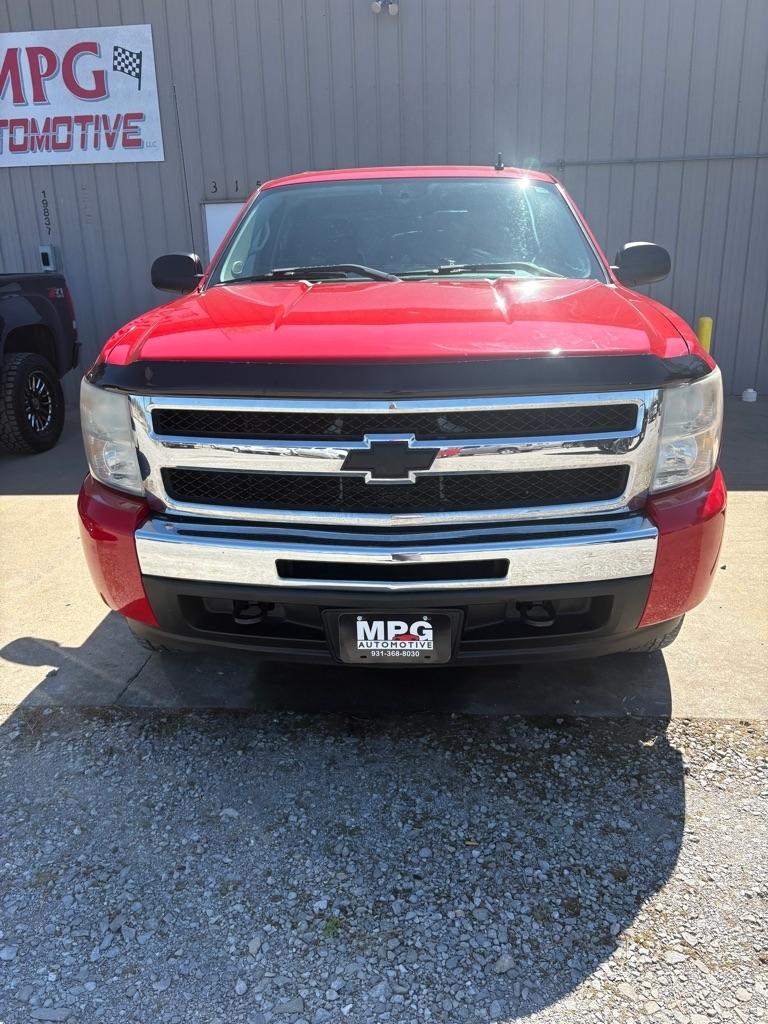 Chevrolet Silverado 1500 4WD Crew Cab 143.5" LS 2011