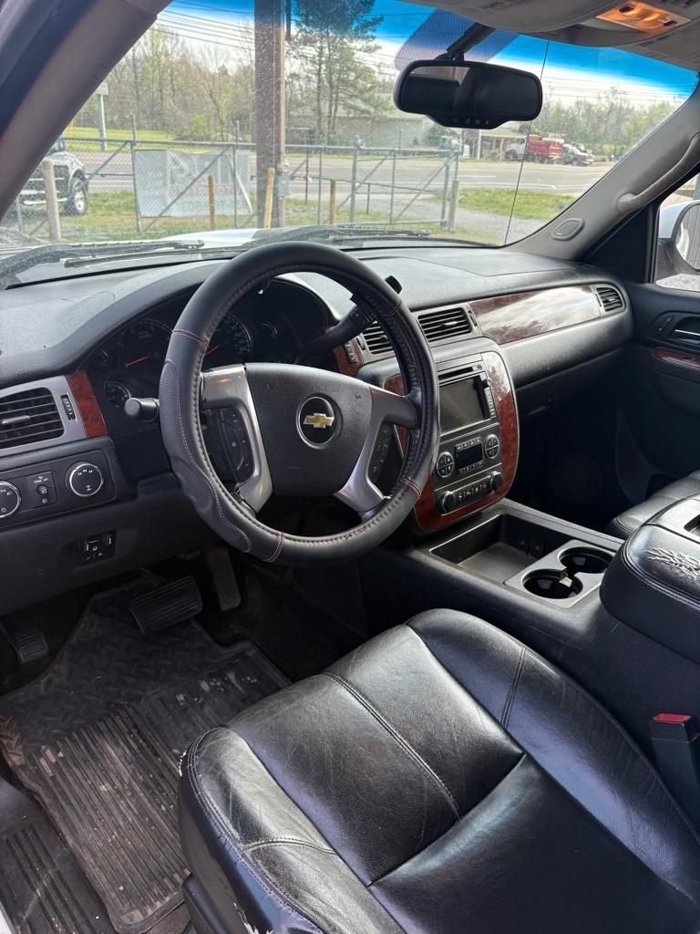 Chevrolet Silverado 2500HD 4WD Crew Cab 153.7" LTZ 2011