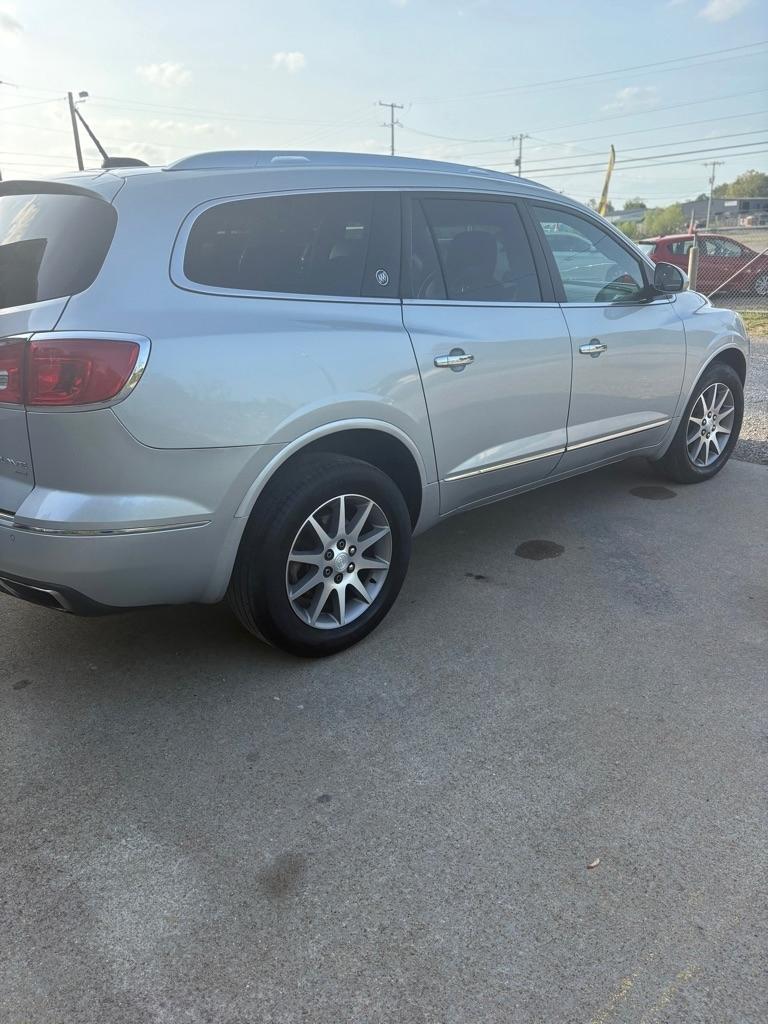 Buick Enclave AWD 4dr Leather 2016
