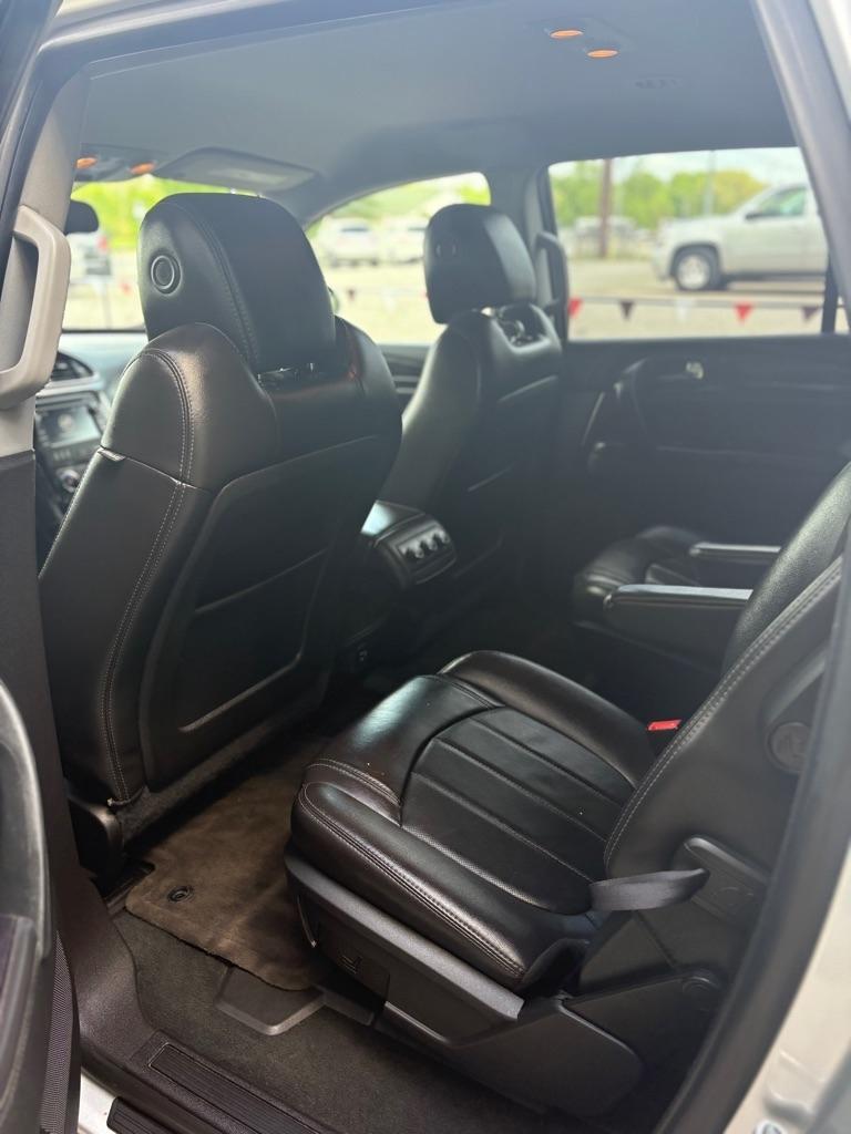 Buick Enclave AWD 4dr Leather 2016