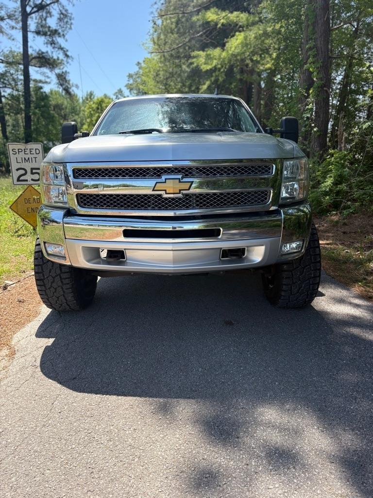 Chevrolet Silverado 1500 4WD Crew Cab 143.5" LT 2012