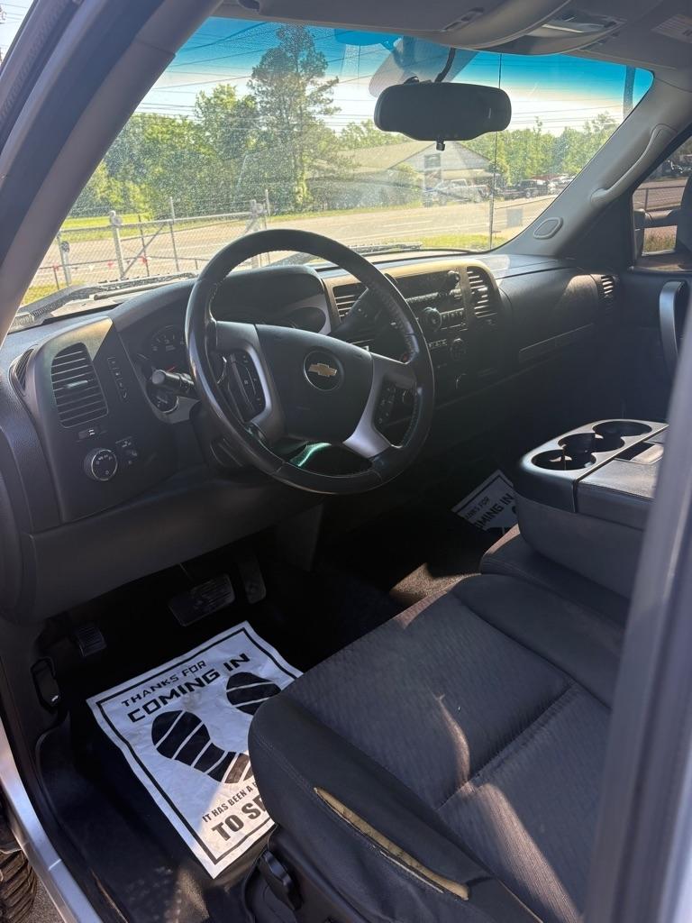 Chevrolet Silverado 1500 4WD Crew Cab 143.5" LT 2012