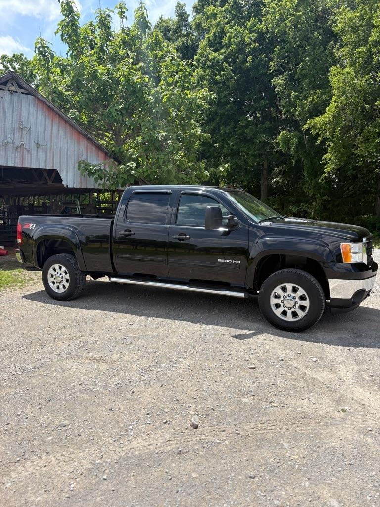 GMC Sierra 2500HD 4WD Crew Cab 153.7" SLT 2011