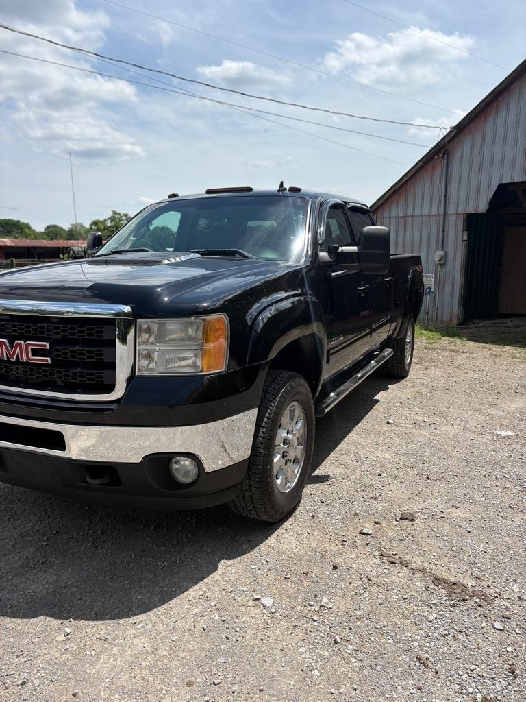 GMC Sierra 2500HD 4WD Crew Cab 153.7" SLT 2011