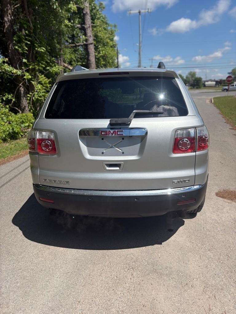 GMC Acadia AWD 4dr SLE 2012