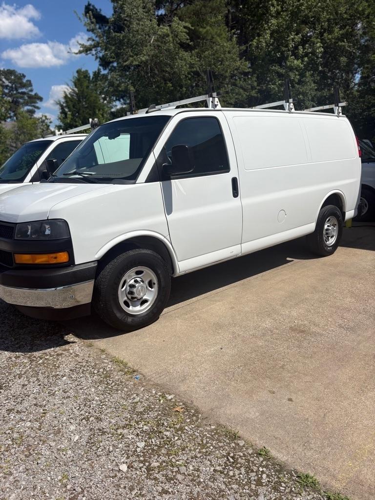 2020 Chevrolet Express Cargo Van RWD 2500 135"