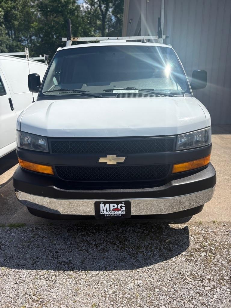 Chevrolet Express Cargo Van RWD 2500 135" 2020