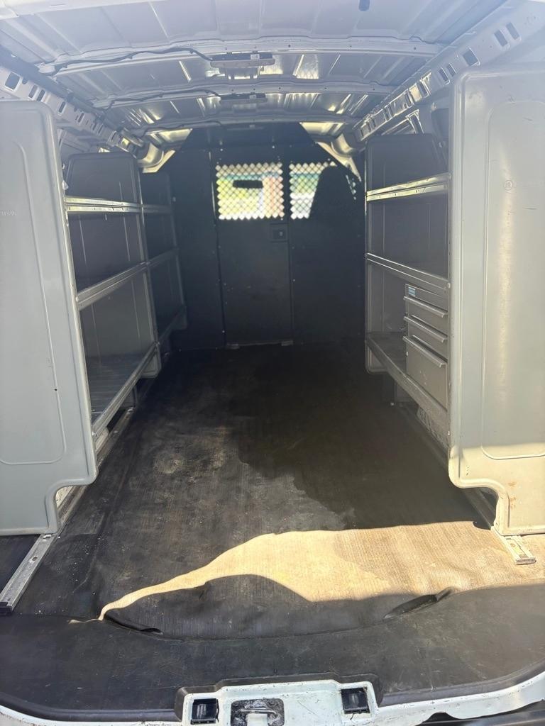 Chevrolet Express Cargo Van RWD 2500 135" 2020