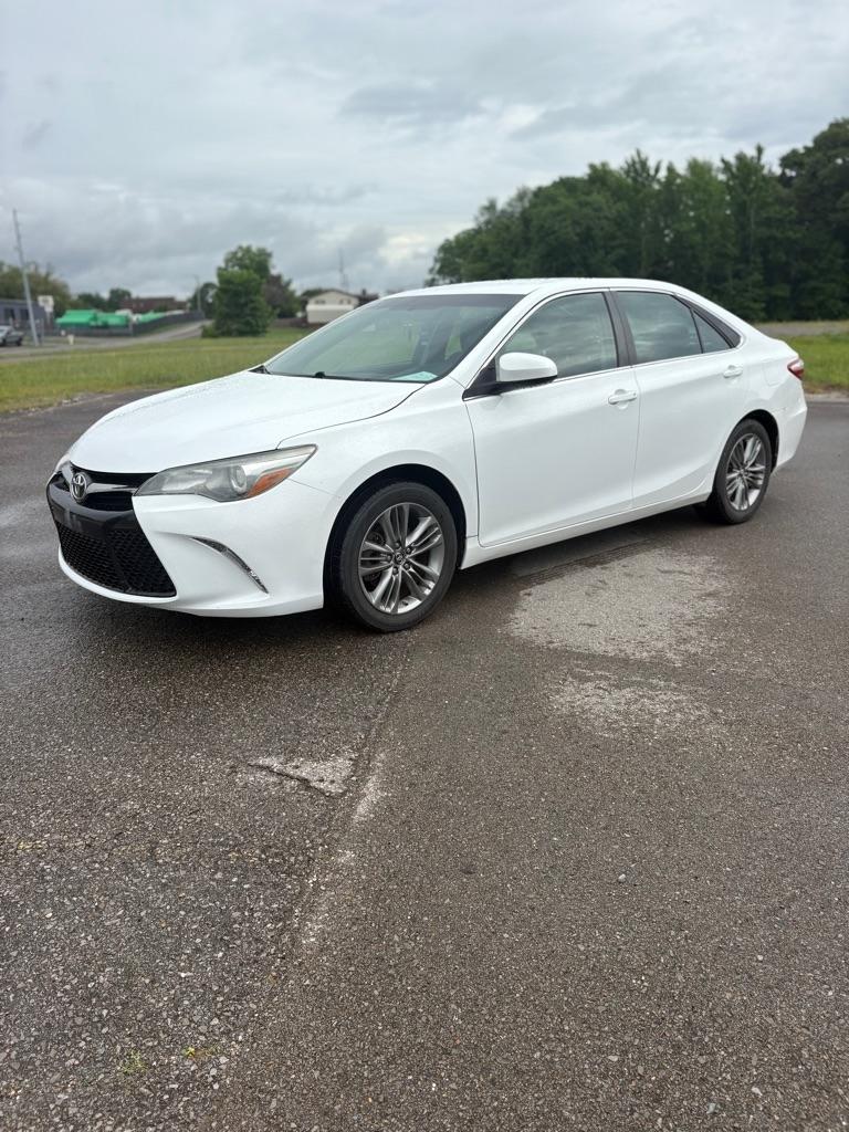 Toyota Camry XLE Auto (Natl) 2017