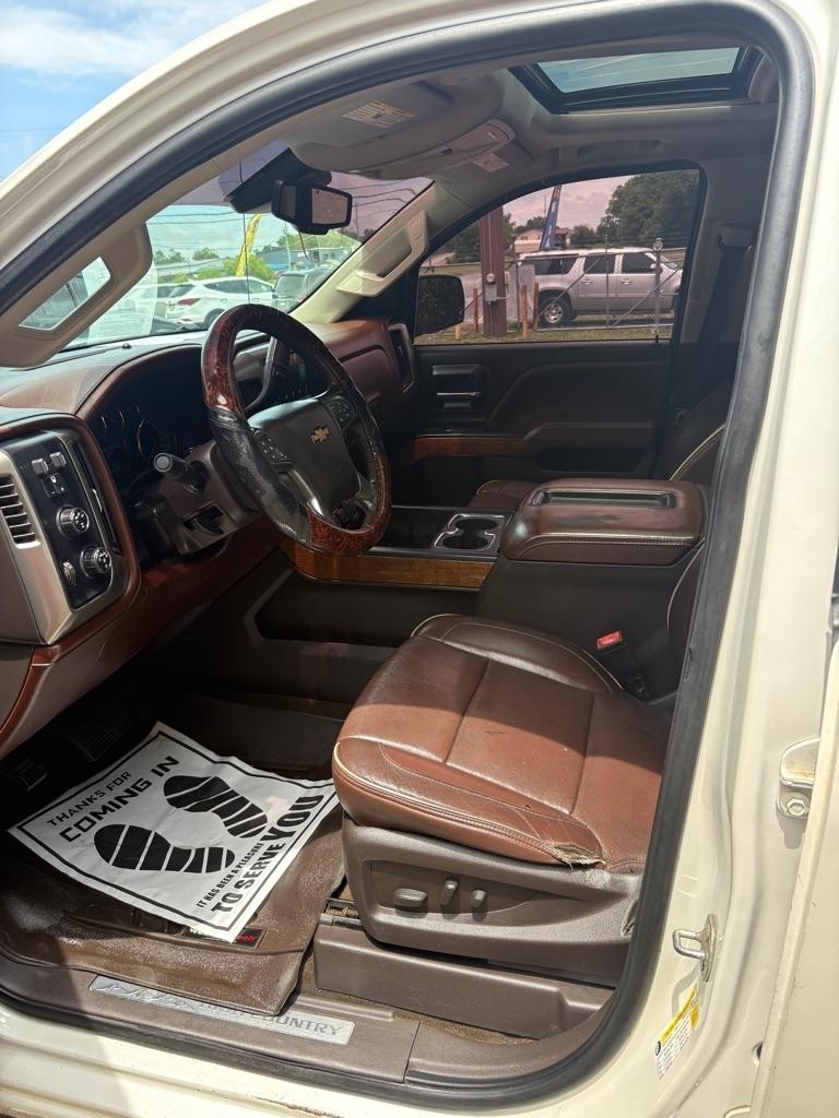 Chevrolet Silverado 1500 4WD Crew Cab 143.5" High Country 2015