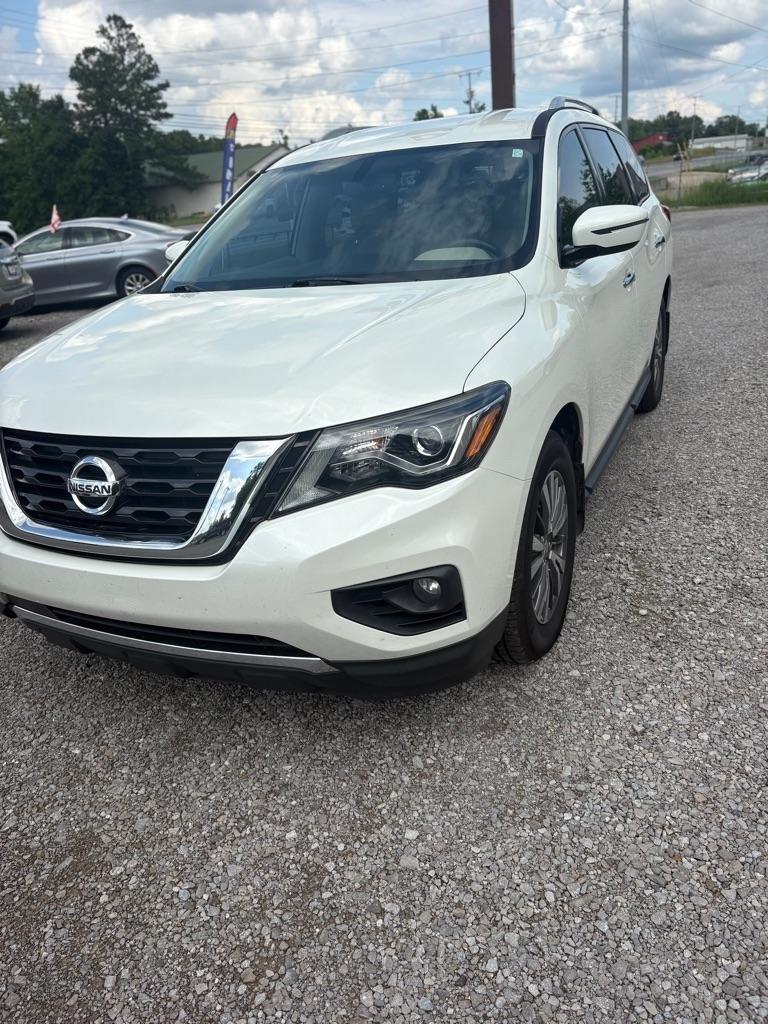 Nissan Pathfinder FWD SV 2018