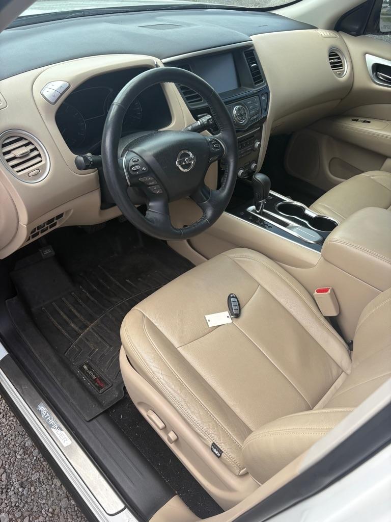 Nissan Pathfinder FWD SV 2018