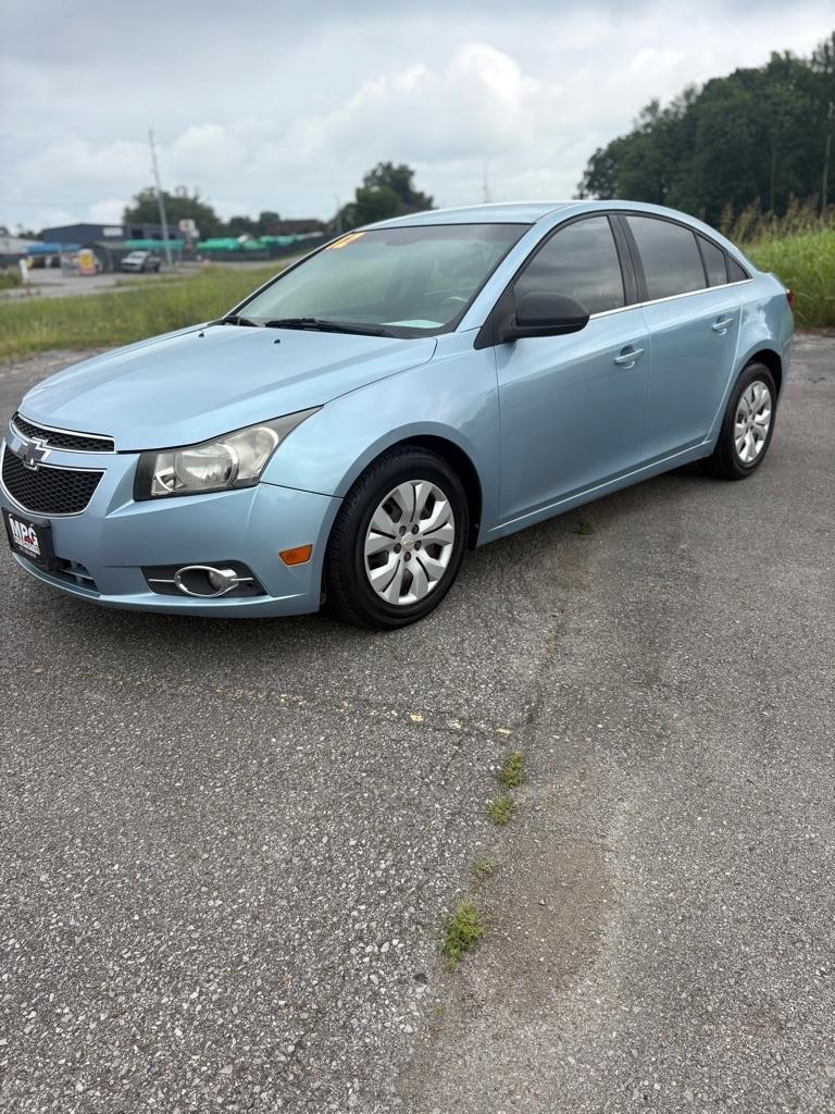 Chevrolet Cruze 4dr Sdn LS 2012