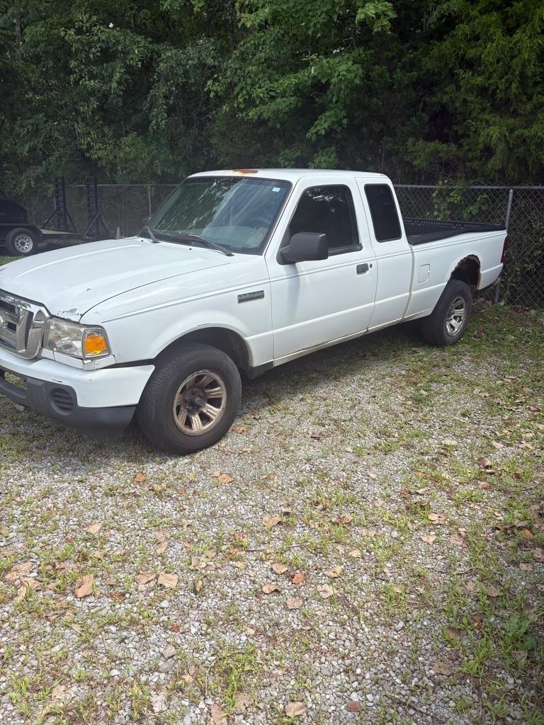 Ford Ranger 2WD 2dr SuperCab 126" XLT 2009