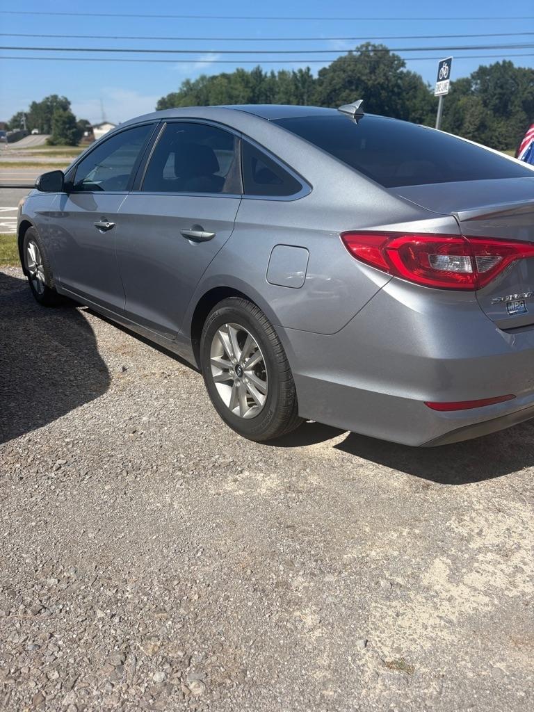 Hyundai Sonata 4dr Sdn 2.4L SE 2016