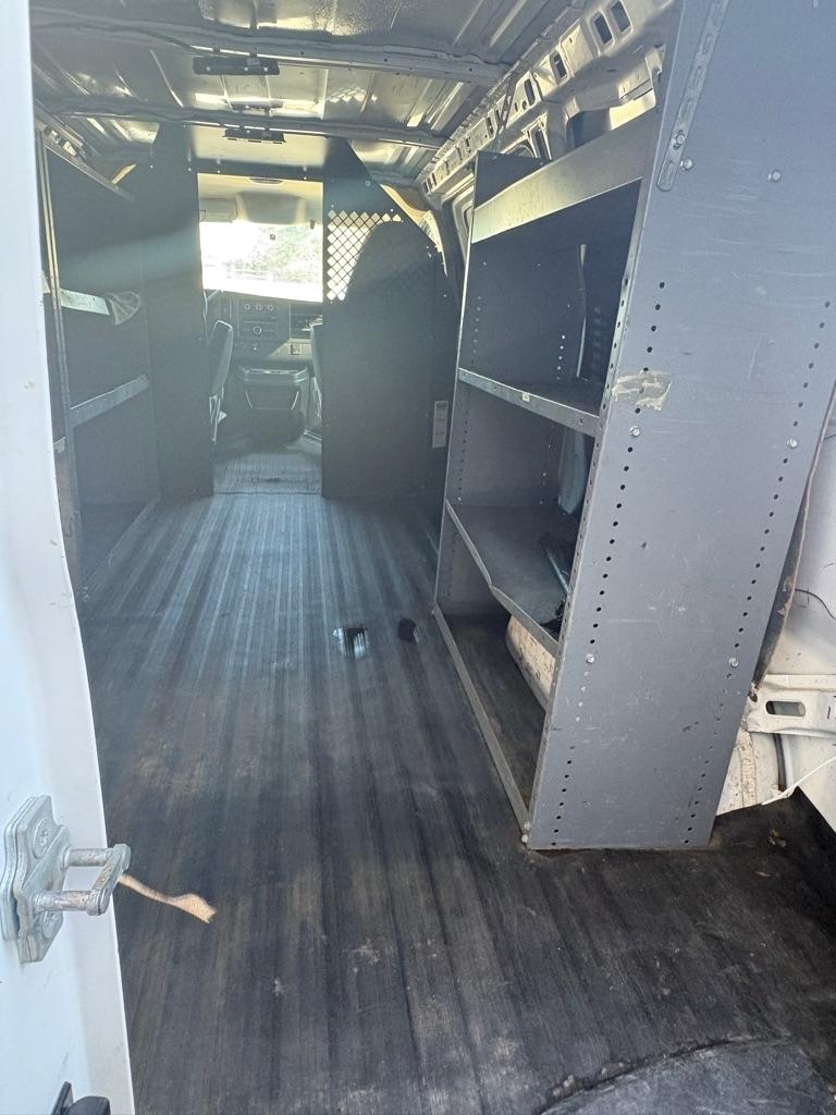 Chevrolet Express Cargo Van RWD 2500 135" 2015