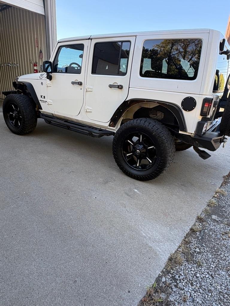 Jeep Wrangler 4WD 4dr Unlimited X 2008