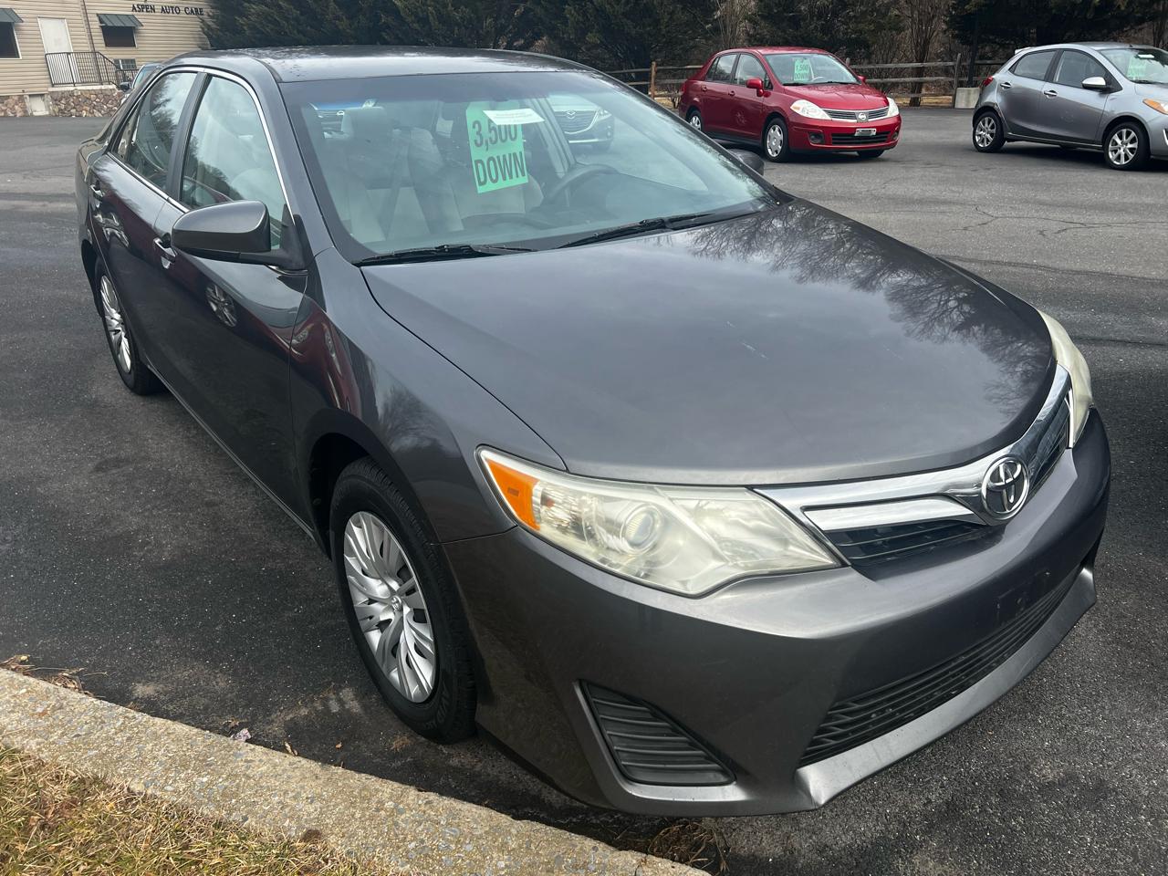 2012 Toyota Camry 4dr Sdn I4 Auto SE Sport Limited Edition (Natl)