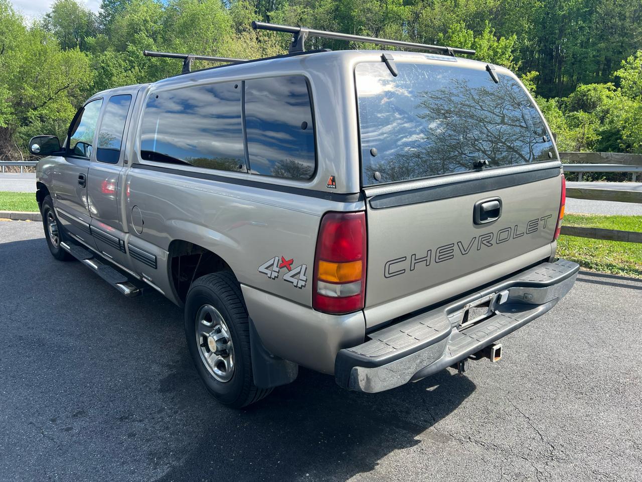 Chevrolet Silverado 1500 Ext Cab 143.5" WB 4WD 2001
