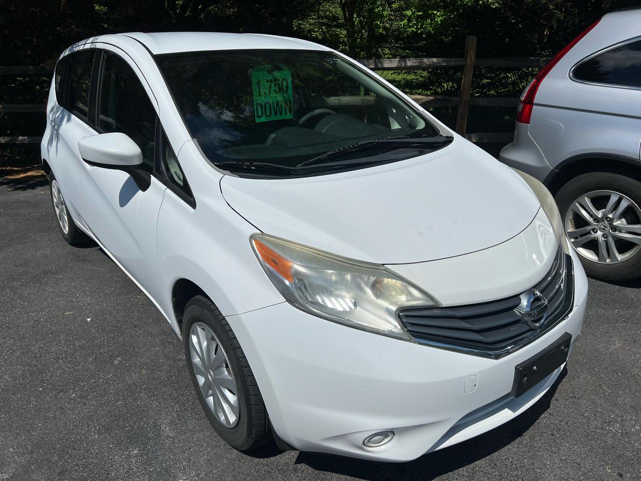 Nissan Versa Note 5dr HB CVT 1.6 S Plus 2015