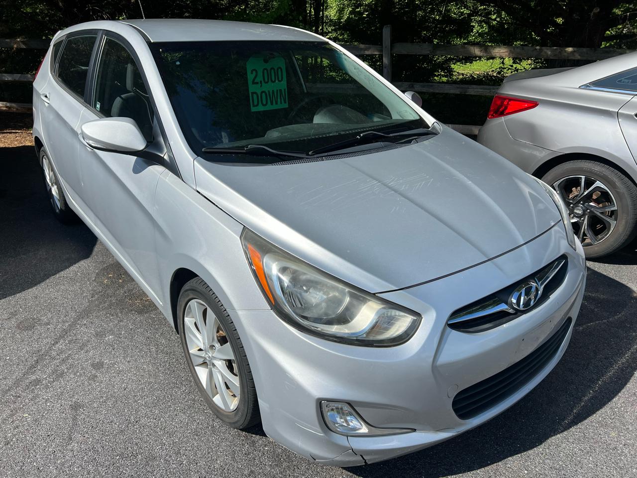 Hyundai Accent 5dr HB Auto SE 2013