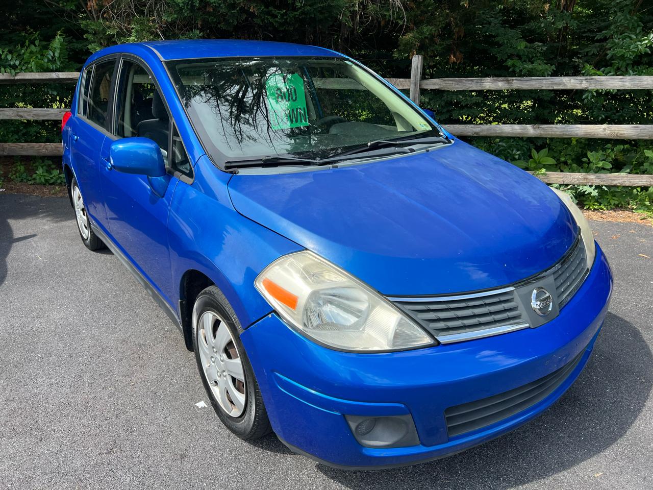Nissan Versa 5dr HB I4 Auto 1.8 S 2008