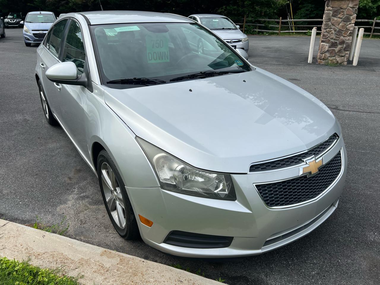 2013 Chevrolet Cruze 4dr Sdn Auto 2LT