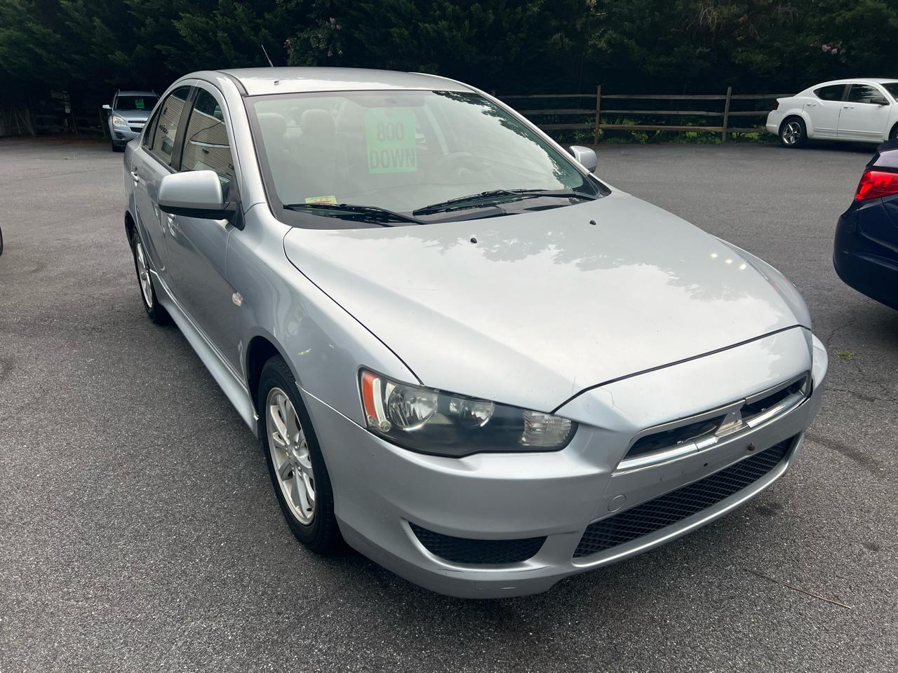 Mitsubishi Lancer 4dr Sdn Man ES 2010