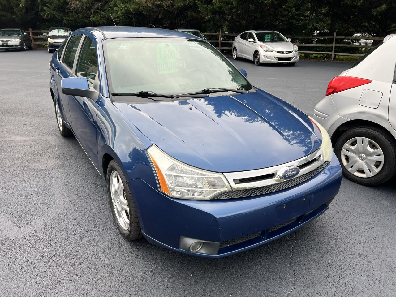 Ford Focus 4dr Sdn SES 2009