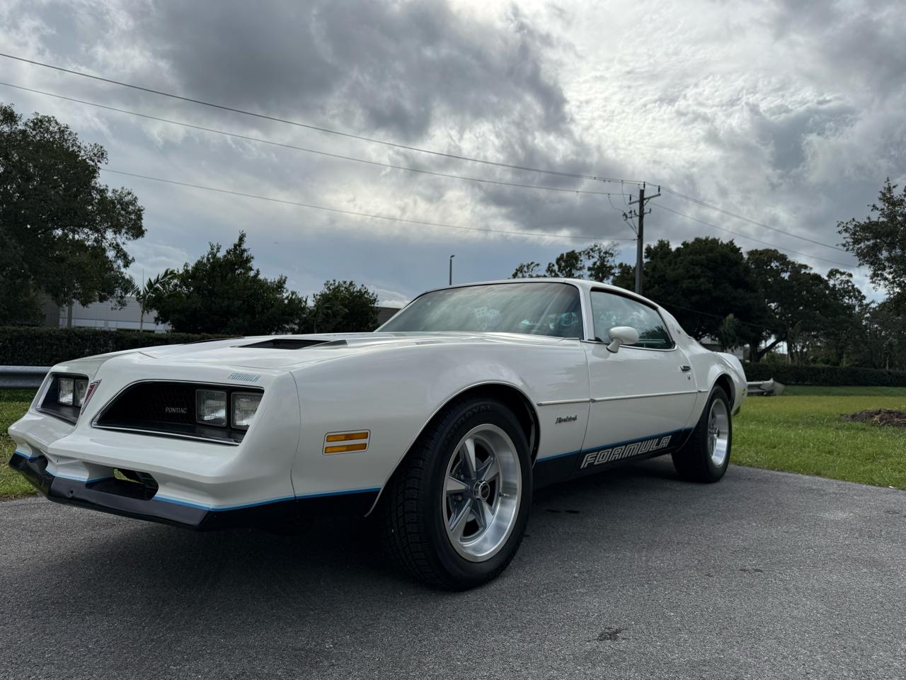 1977 Pontiac Firebird 2dr Coupe Formula