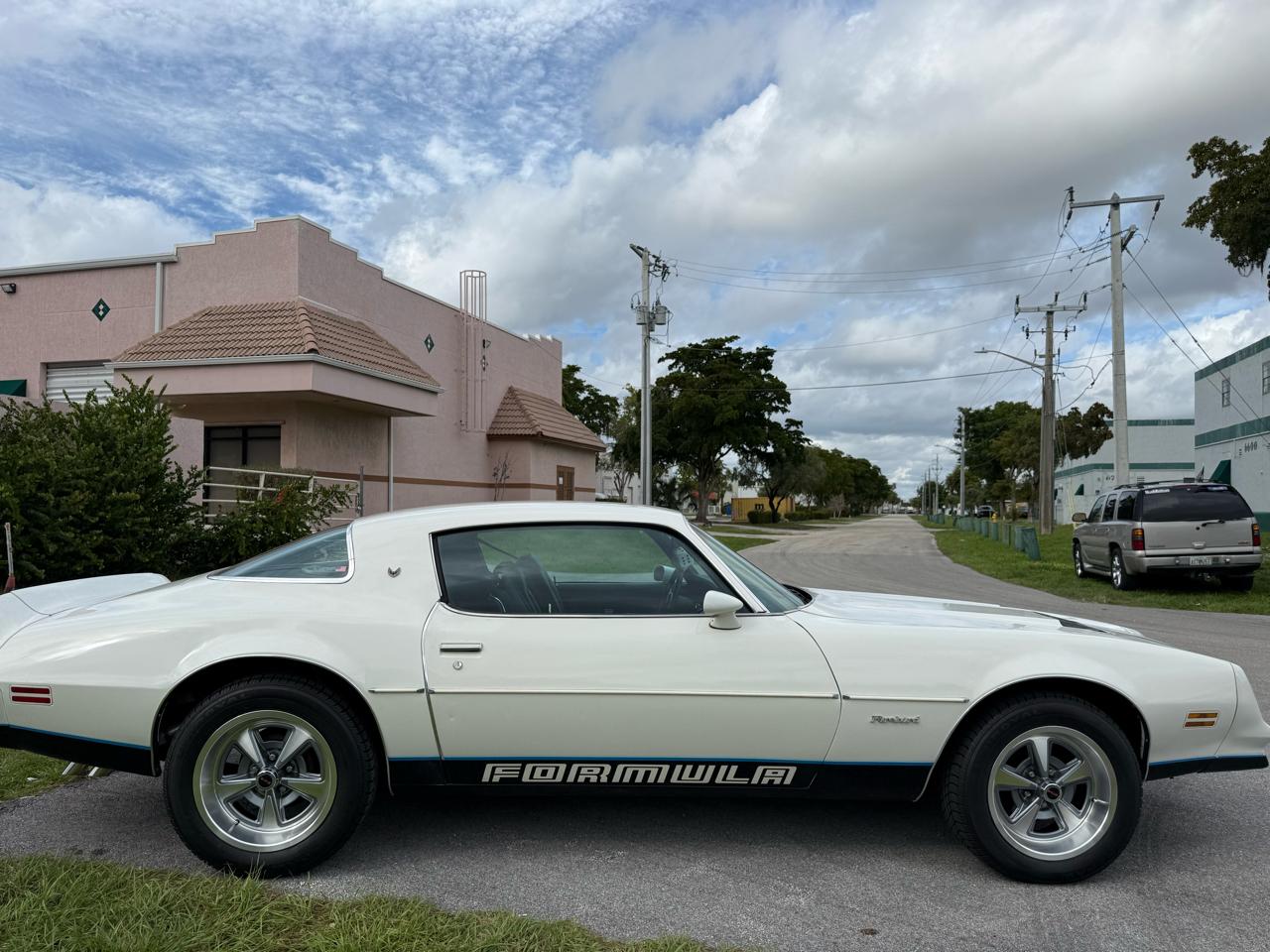 Pontiac Firebird 2dr Coupe Formula 1977