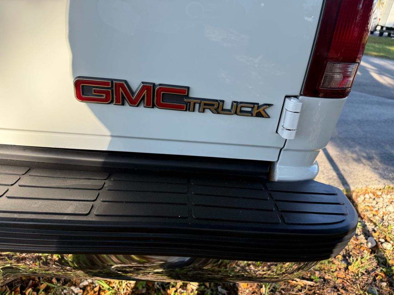 GMC Suburban  1996