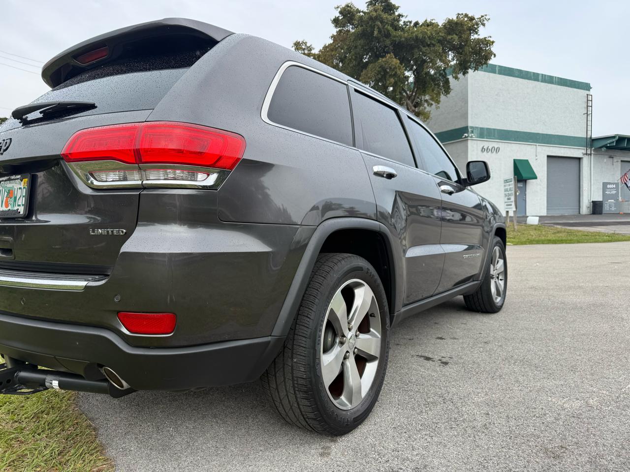 Jeep Grand Cherokee Limited 2WD 2014