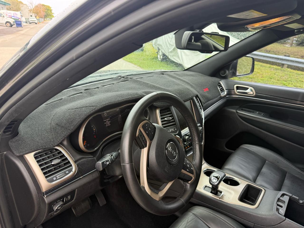 Jeep Grand Cherokee Limited 2WD 2014