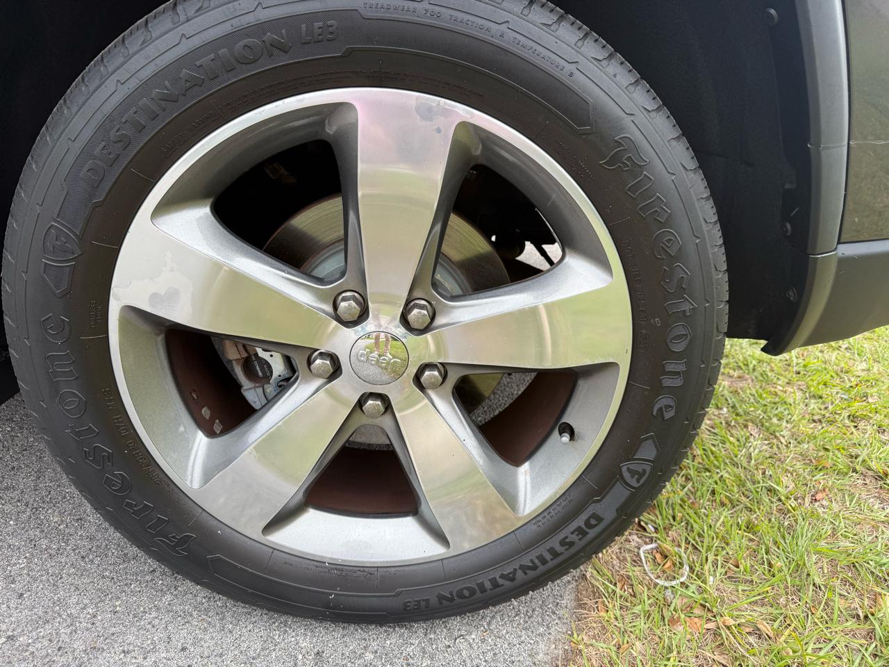 Jeep Grand Cherokee Limited 2WD 2014