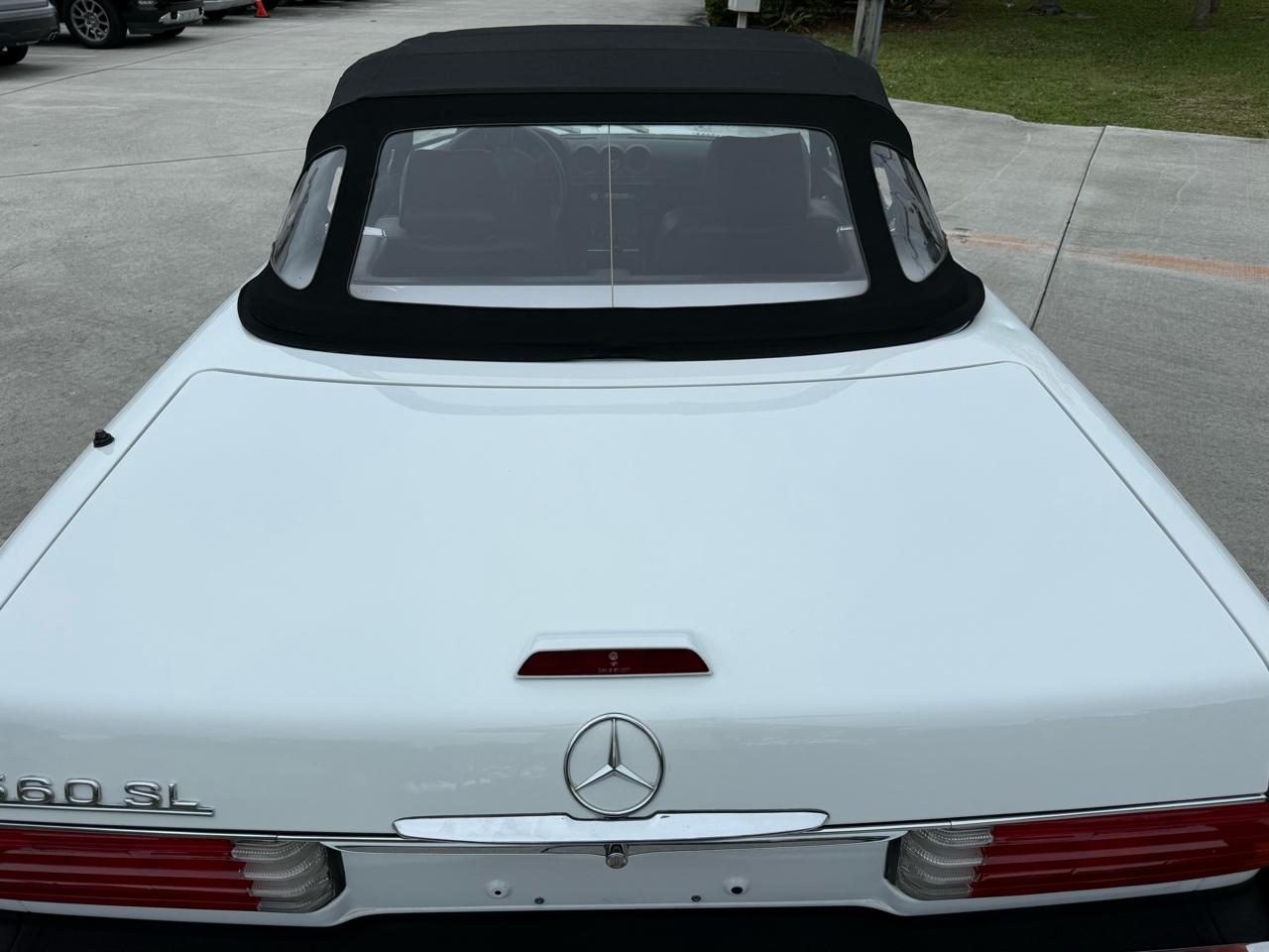 Mercedes-Benz 560 SL coupe 1989