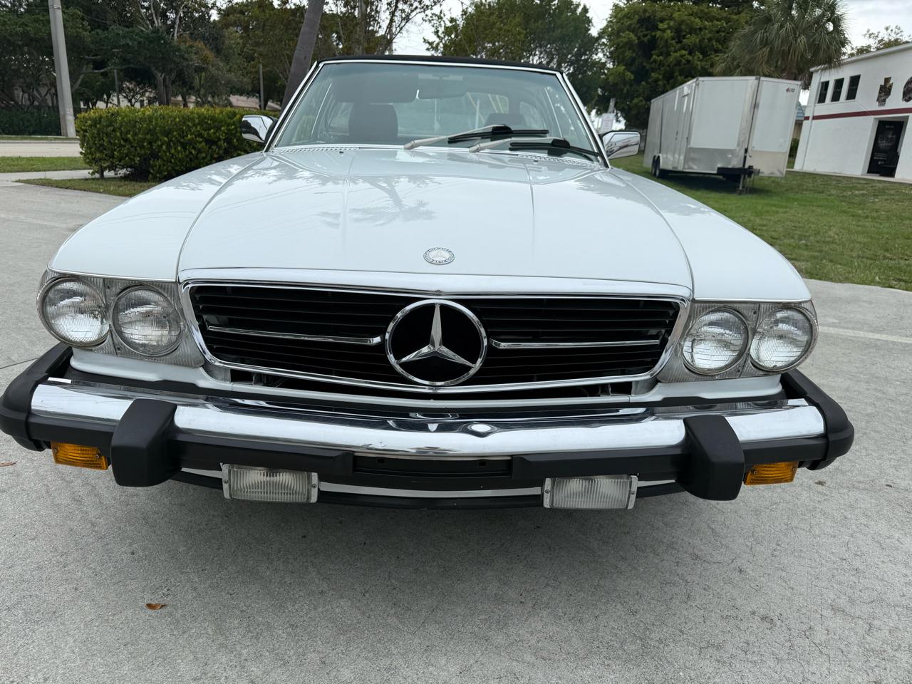 Mercedes-Benz 560 SL coupe 1989